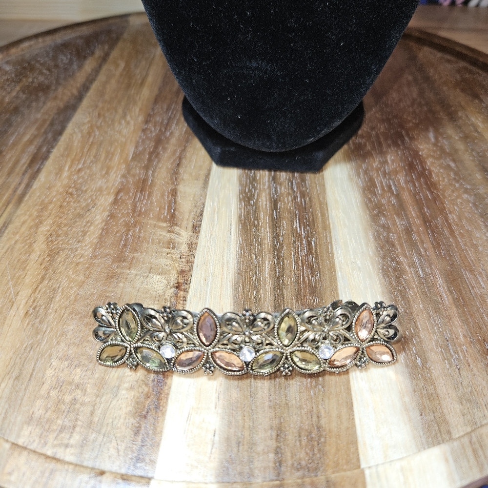 28. Vintage Bling Barrette